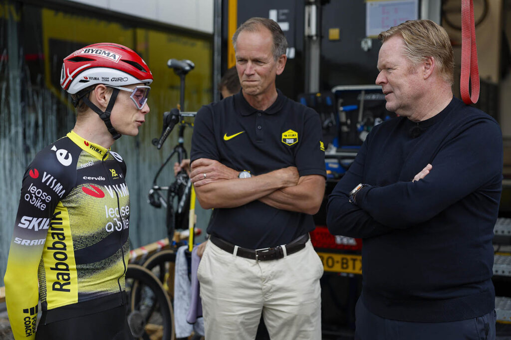 Ronald Koeman, Richard Plugge en Jonas Vingegaard
